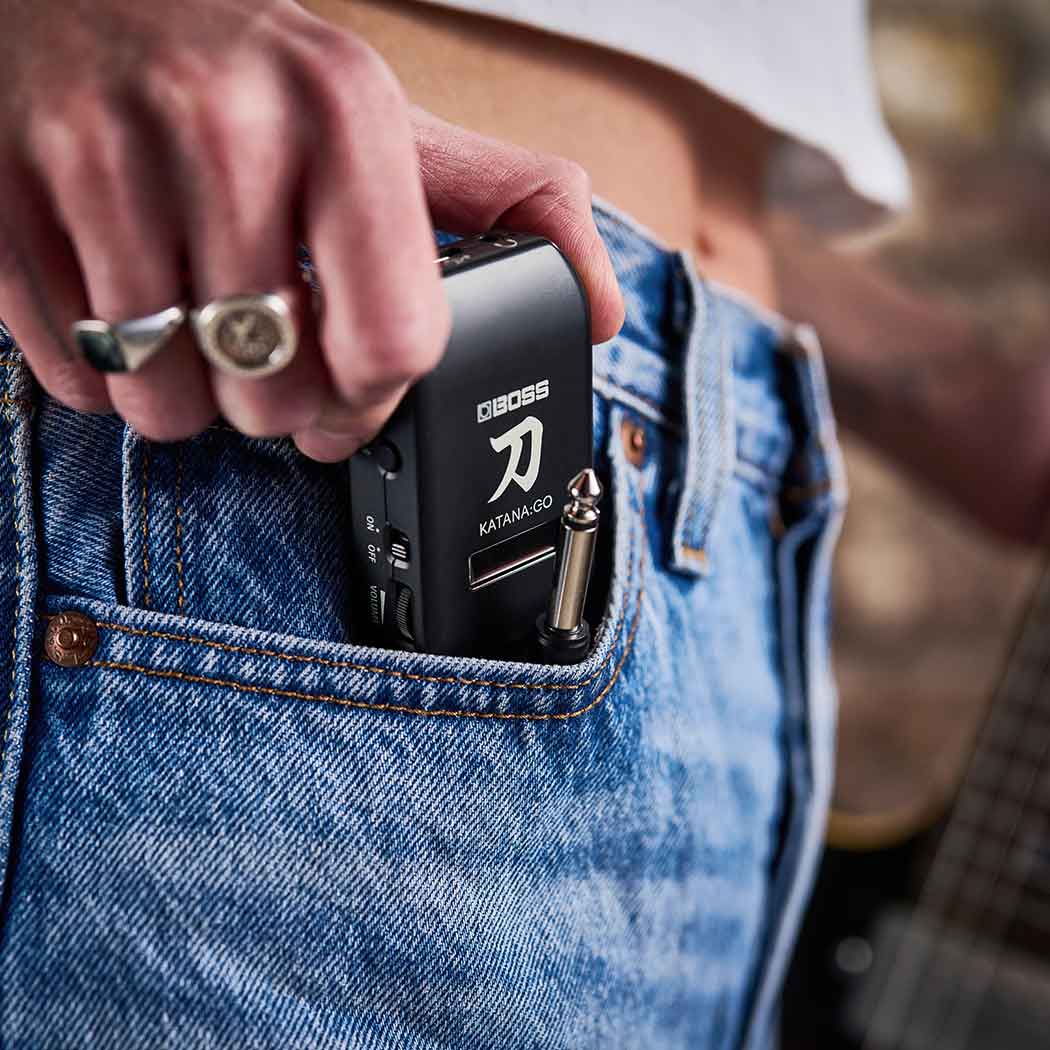 Boss-KTNG02-KATANA-GO-Guitar-Headphone-Amplifier