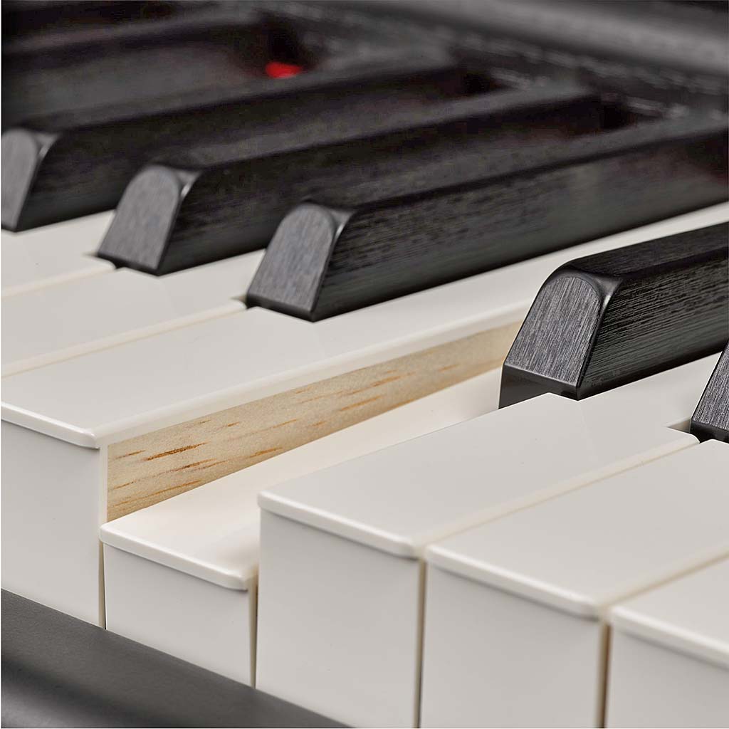 Yamaha P515 Digital Piano NWX (Natural Wood X) keyboard action