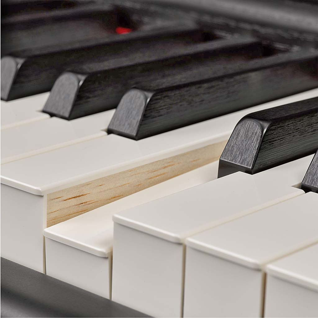 Yamaha P515 Digital Piano NWX (Natural Wood X) keyboard action